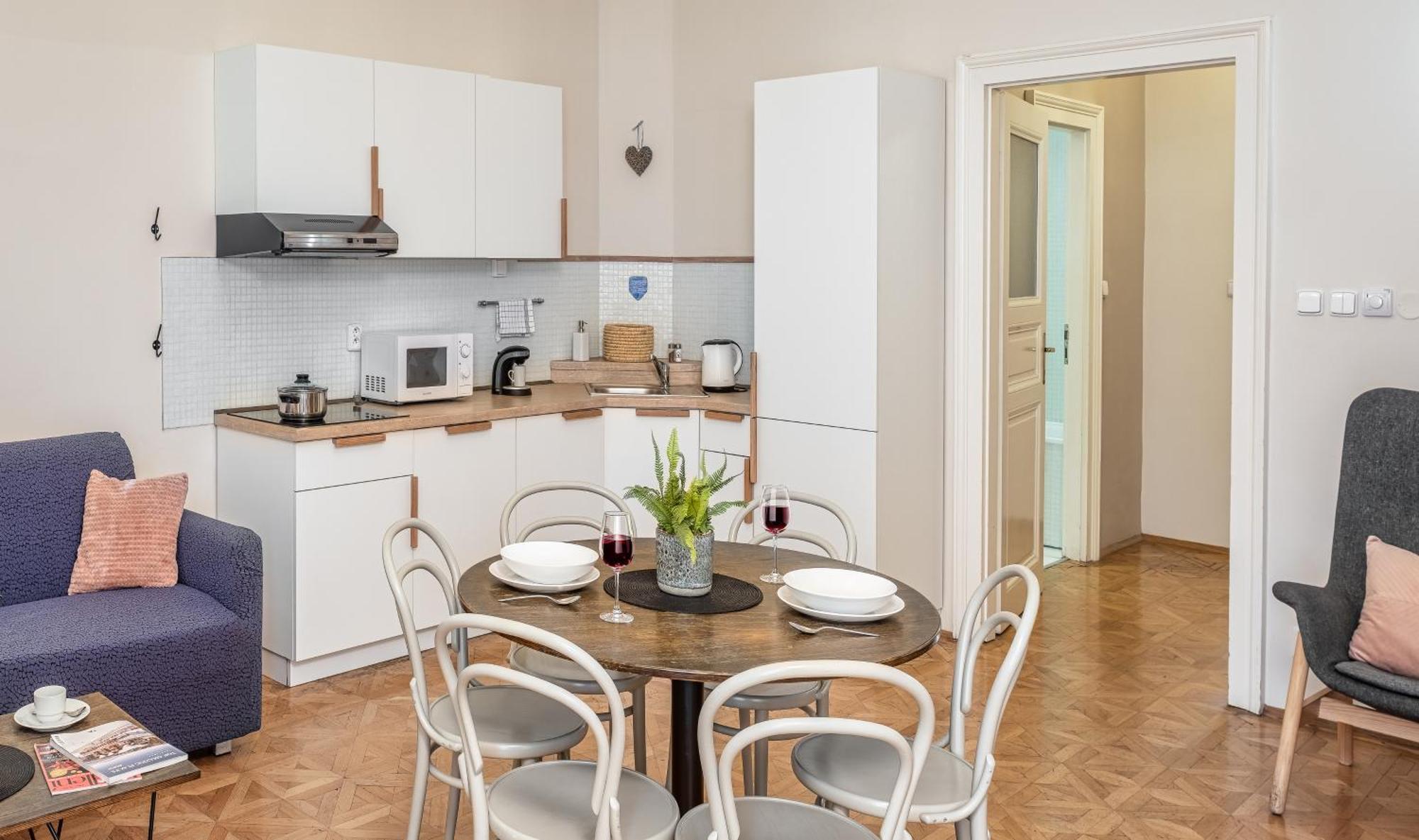 6 Continents Apartments By Adrez Prague Ngoại thất bức ảnh